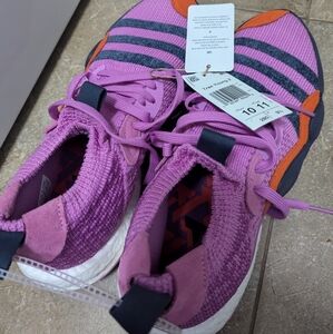 Adidas Trae Young 2 shoes